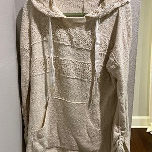 Hoodie lace pullover